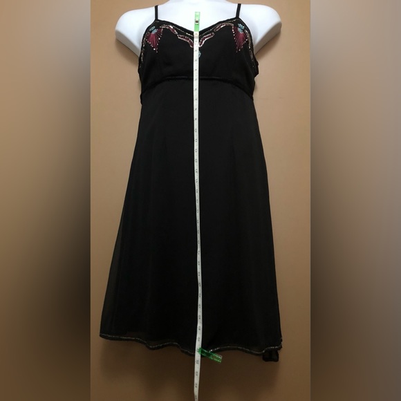 Black dress with beautiful bead / sequin detail - Picture 7 of 13